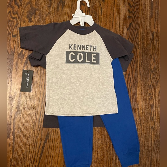Kenneth Cole 2T clothing set - Picture 5 of 5